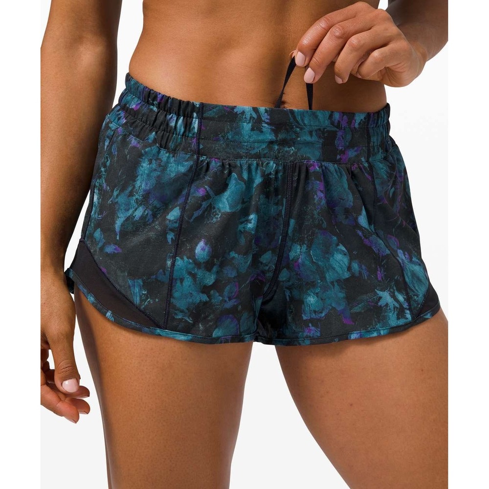 Lululemon Womens Floral Shift Blue Multi Black Hotty Hot Running‎ Shorts Size 6